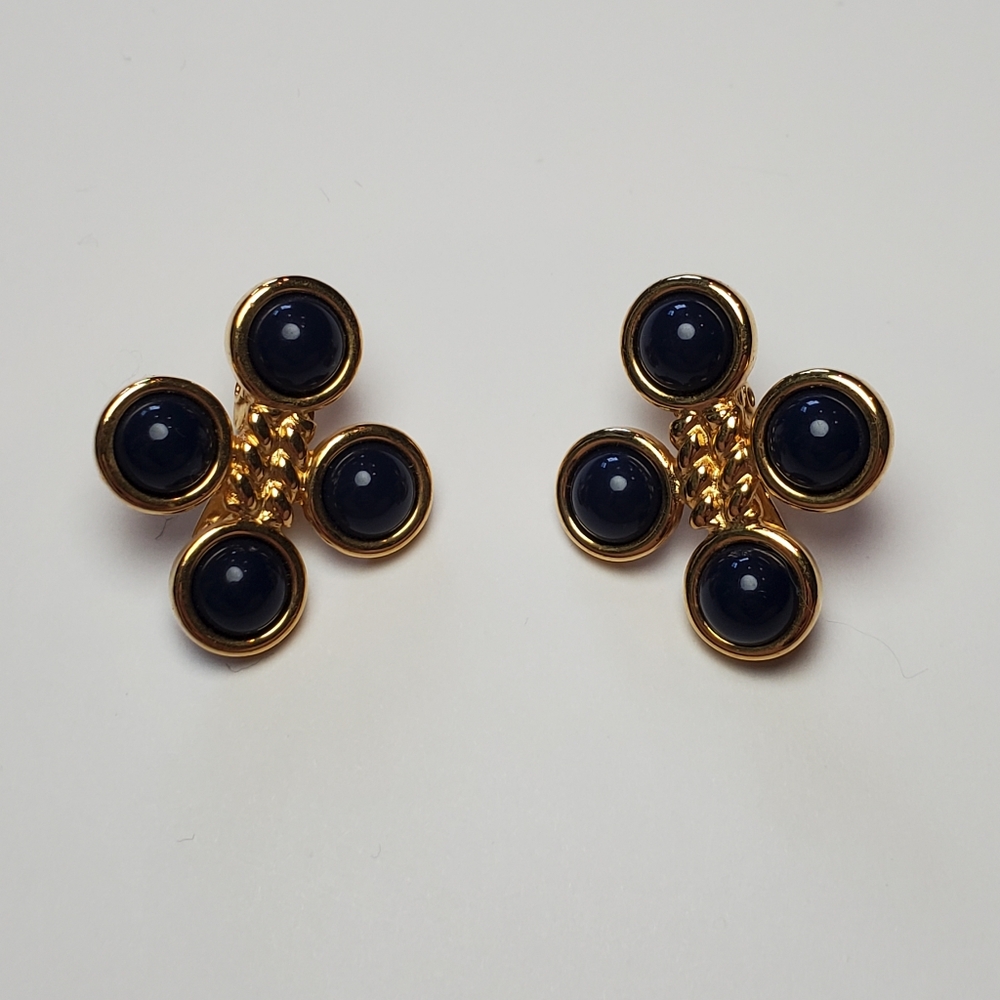 Monet Gold-plated and Blue Circle Clip-on Earrings